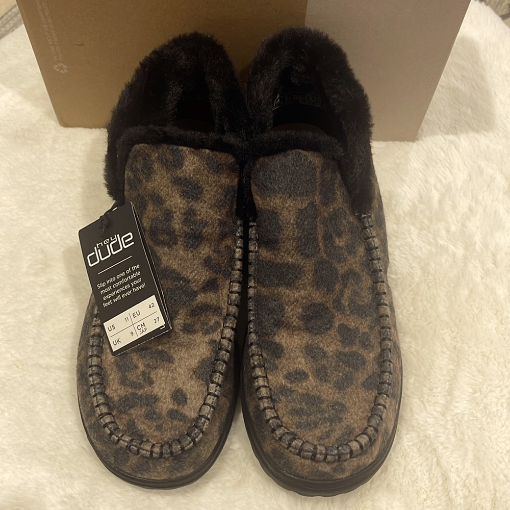 Hey Dude Denny Leo Nut Women’s Slip-On Shoes